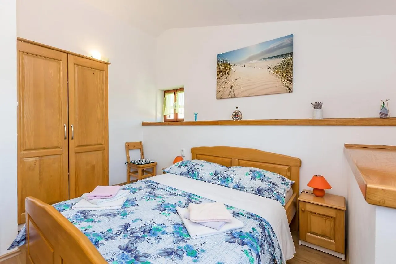 Holiday Home Vrh Kroatië