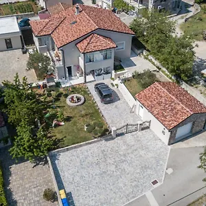 New&modern Dora Apartment