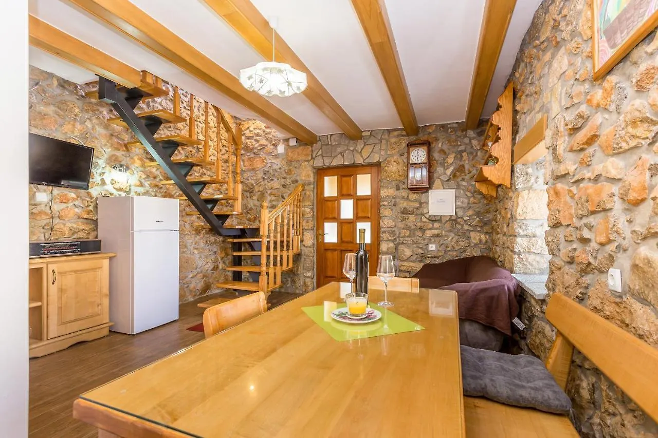 Holiday Home Vrh