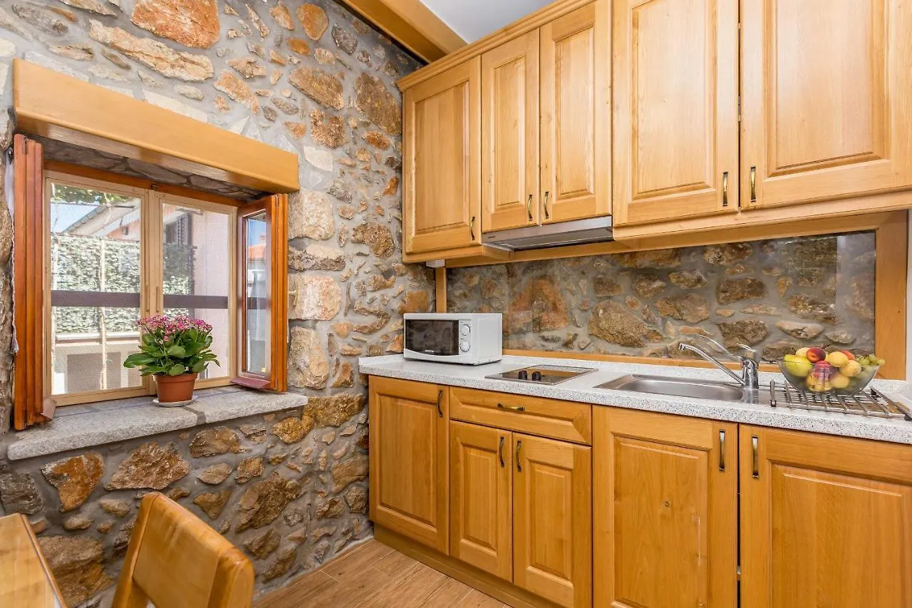 Holiday Home Vrh 0*, Vrh (Krk)
